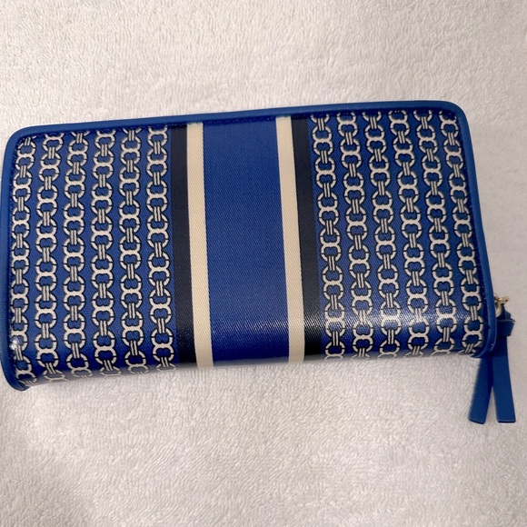 Tory Burch zippy wallet - Picture 2 of 6